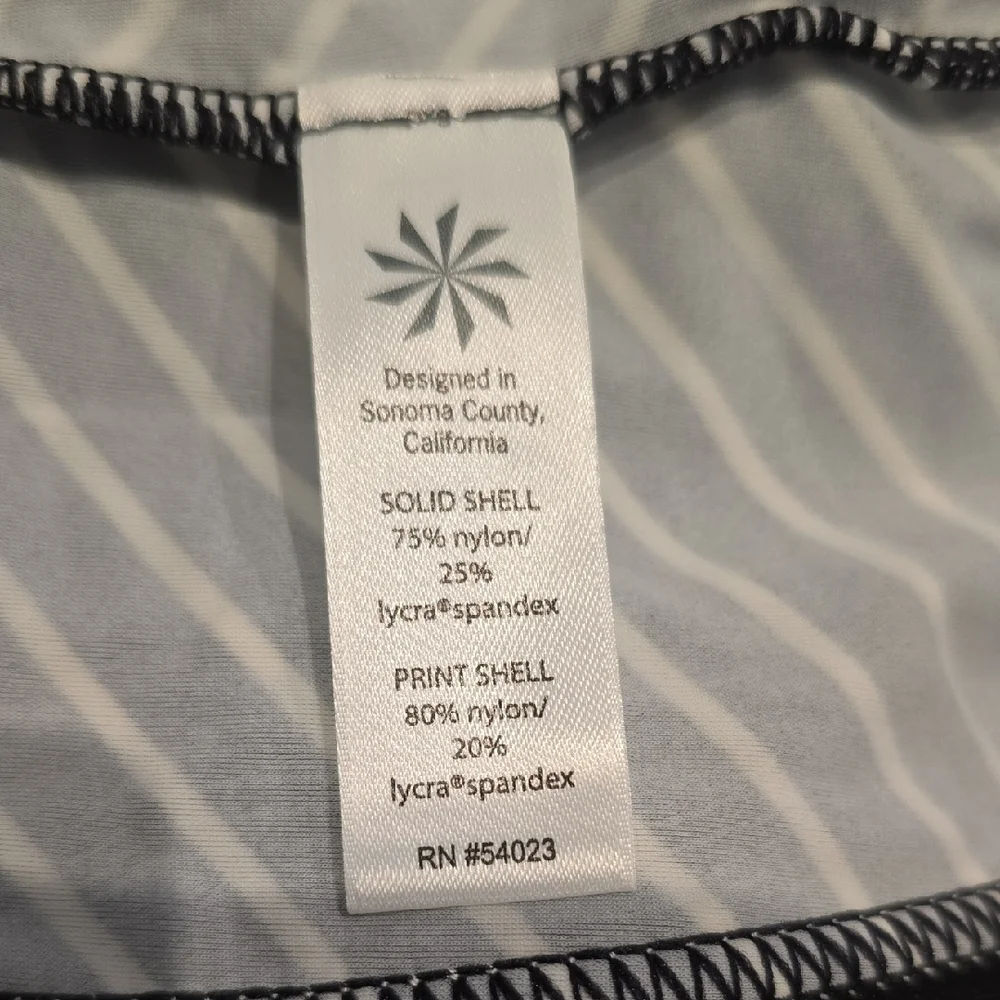 Athleta Rashguard